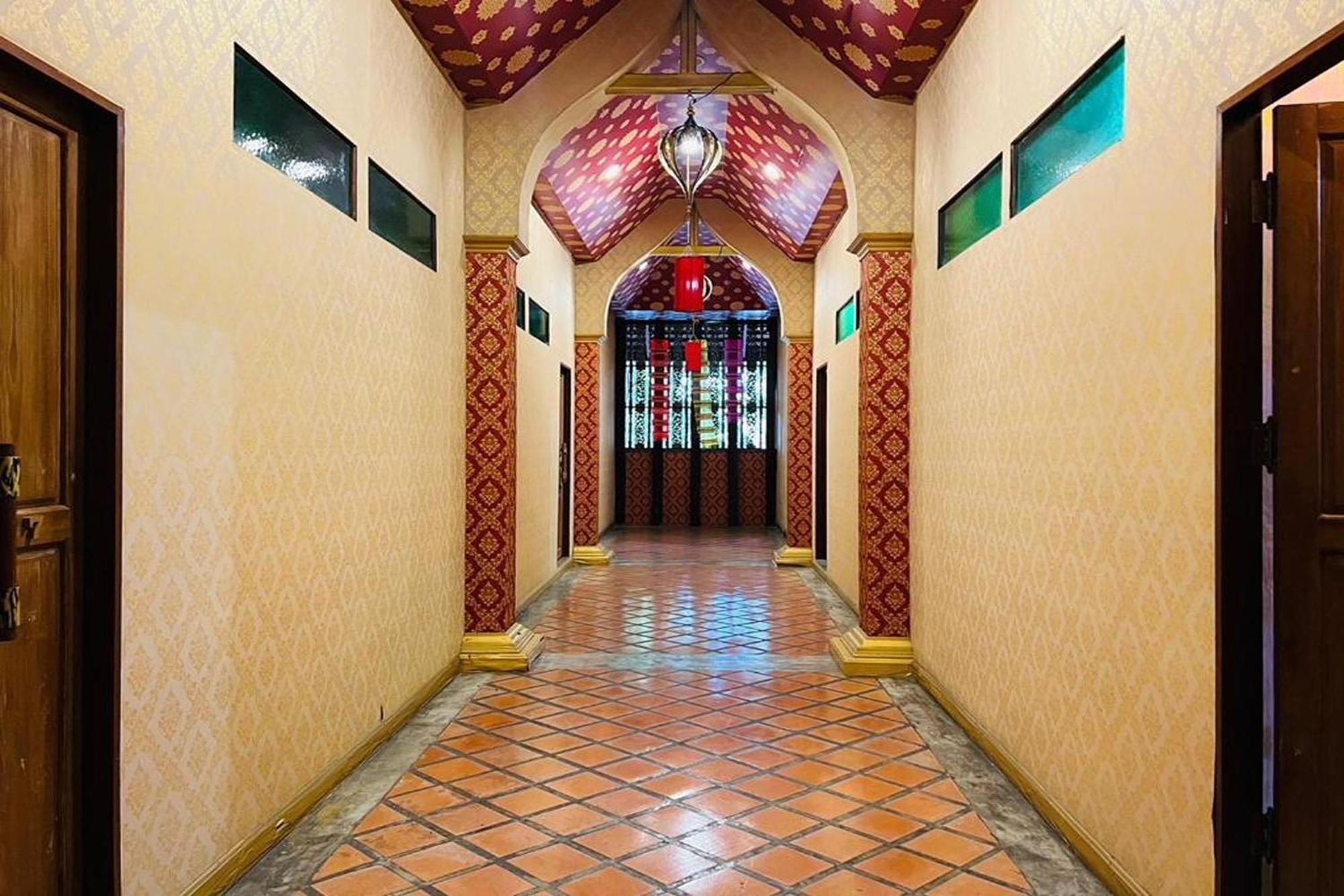 Amethyst Hotel Chiang Mai Exterior photo